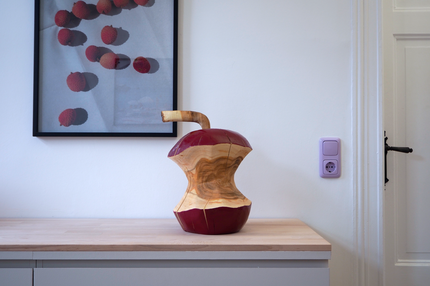 Roter Apfelgriebsch - kleine Holzkunst mit Charakter